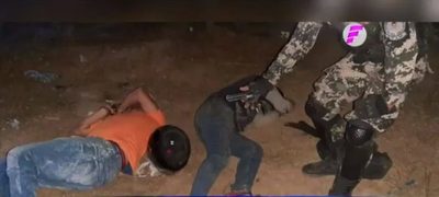 Supuesto motochorro herido tras persecución policial | Noticias Paraguay