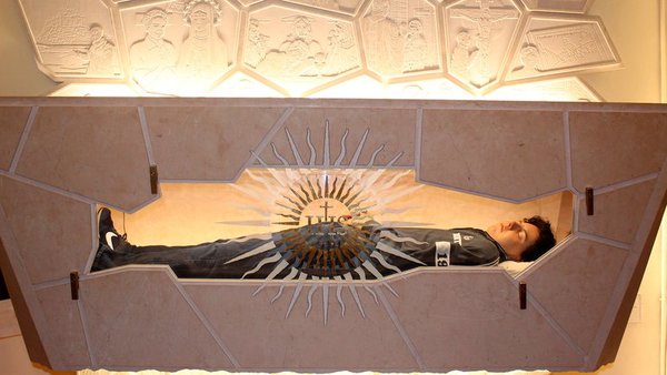 El Vaticano beatifica a Carlo Acutis, el adolescente que anticipó su muerte en un video y su cuerpo sigue incorrupto