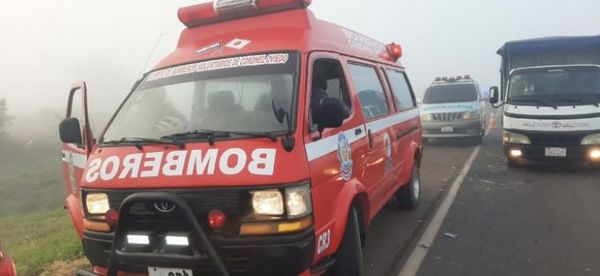 Un niño y sus padres mueren en accidente de tránsito en Caaguazú