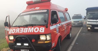 La Nación / Tres integrantes de una familia pierden la vida tras ser embestidos por una camioneta