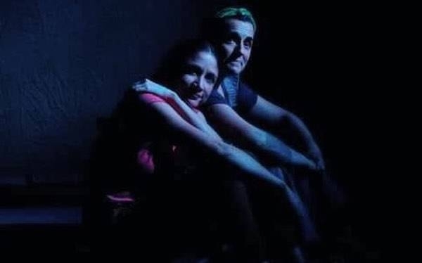 HOY / Ahata Aju: La realidad de los migrantes en un sublime registro "teatro virtual"