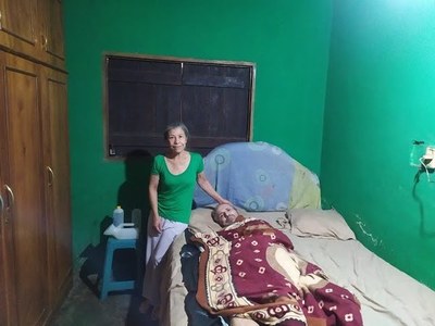 HUMILDE FAMILIA DEL B° PACU CUA PIDE AYUDA A LA CIUDADANÍA