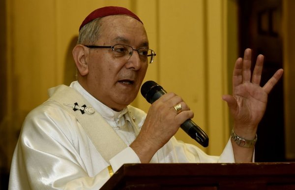 Monseñor Edmundo Valenzuela dio positivo a Covid-19