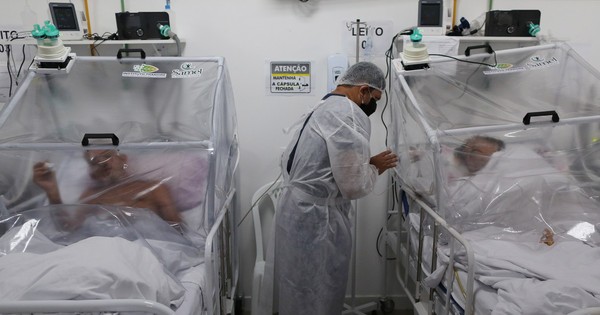 La Nación / Brasil rebasa las 150.000 muertes por COVID-19, que retrocede lentamente