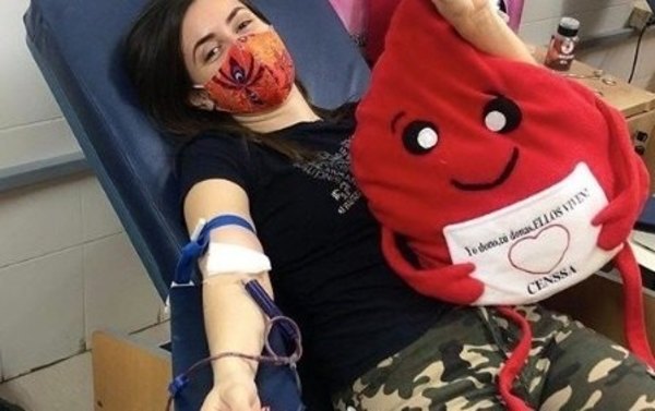 Crónica / Periodista se curó y ya donó plasma he’i