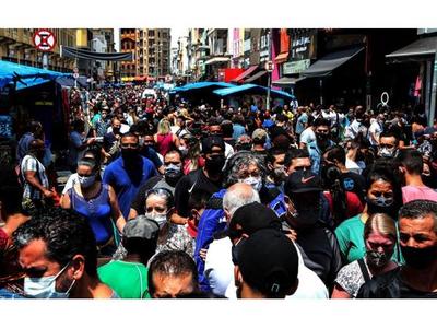 Brasil supera los 150.000 muertos en medio de indiferencia