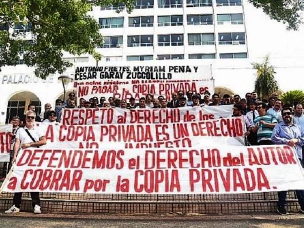 Solicitan que Corte estudie acción que afecta derecho de los artistas