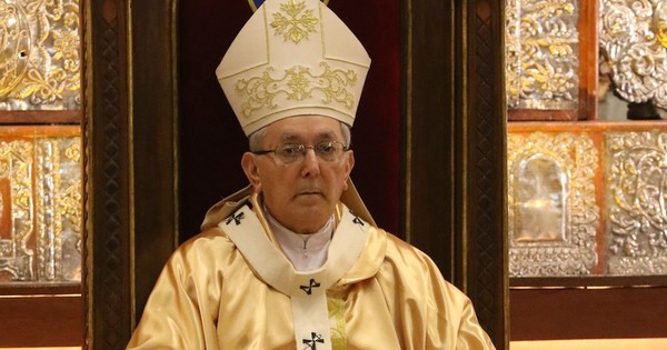 La Nación / Monseñor Valenzuela dio positivo al covid