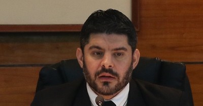La Nación / “Nenecho” buscará su reelección a pesar de su imputación