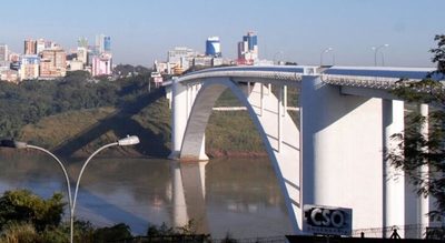 Pese a la postergación de reunión entre presidentes, comerciantes aguardan con expectativa la reapertura de la frontera » Ñanduti