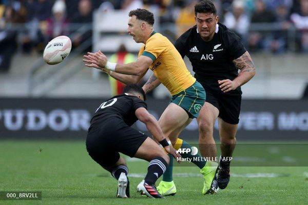 Nueva Zelanda y Australia empatan en el regreso del rugby  - Polideportivo - ABC Color
