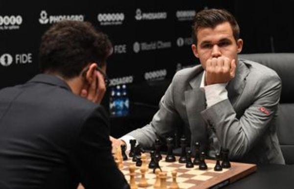 Carlsen, derrotado tras un récord de 125 partidas sin perder - Polideportivo - ABC Color