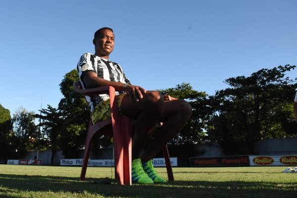 Santos se refuerza con la vuelta de Robinho