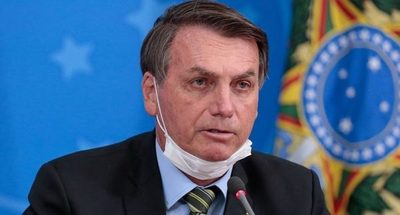 Bolsonaro vuelve a minimizar la pandemia