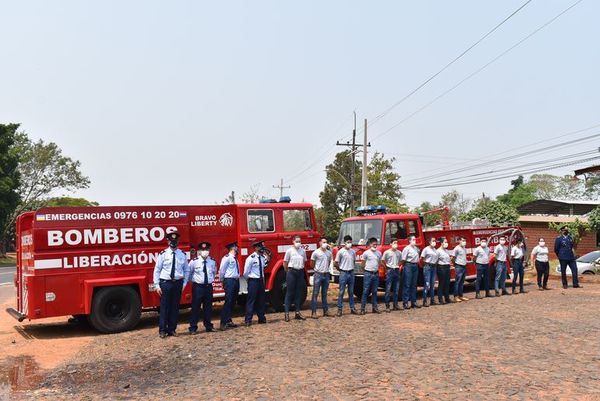 Donan carros hidrantes a Bomberos de Liberación - Nacionales - ABC Color
