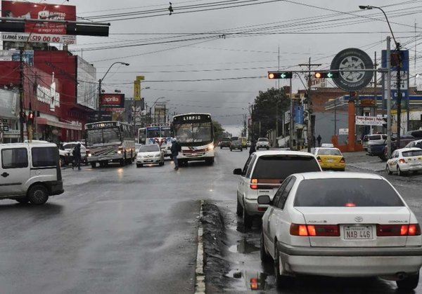 Continuarán los trabajos de cierre de giro a la izquierda sobre la avenida Eusebio Ayala » Ñanduti