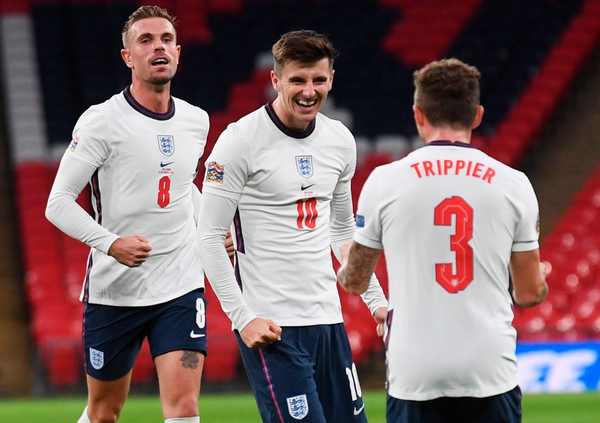 Inglaterra supera a Bélgica y lidera su grupo