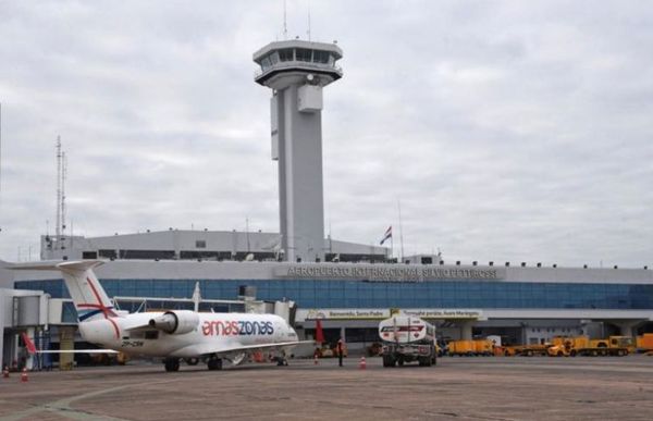 Prometieron revisar el protocolo luego de reabrir el aeropuerto
