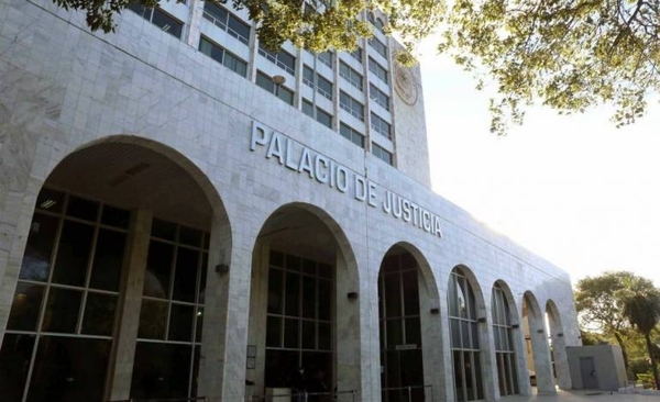 HOY / Rechazo al proyecto de Ley de extensión laboral los sábados en la Corte Suprema