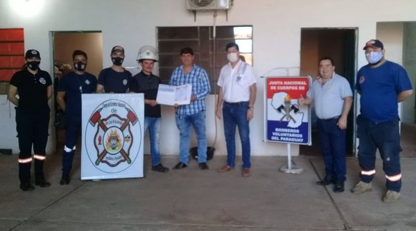 Entregan aporte a Bomberos de San José de los Arroyos - Noticiero Paraguay