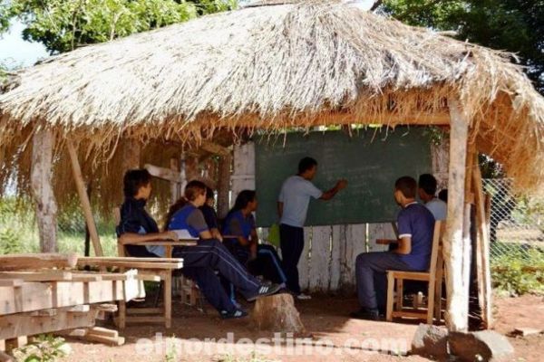Este año podría darse un retorno a clases presenciales, pero de manera experimental y en escuelas en buen estado