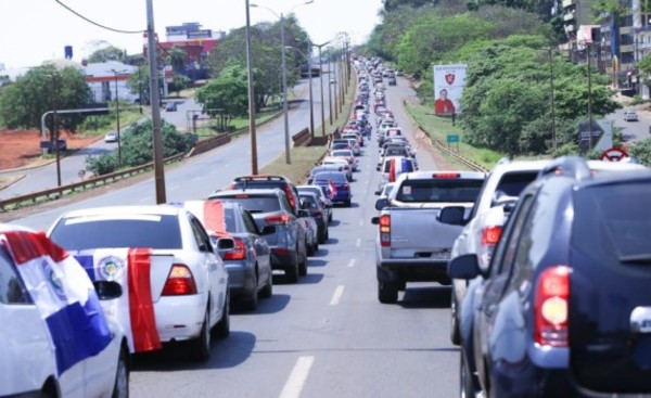“Fuera ZI” exigen altoparaneanses en multitudinaria caravana