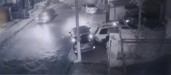 Atropelló, destruyó y huyó | Noticias Paraguay