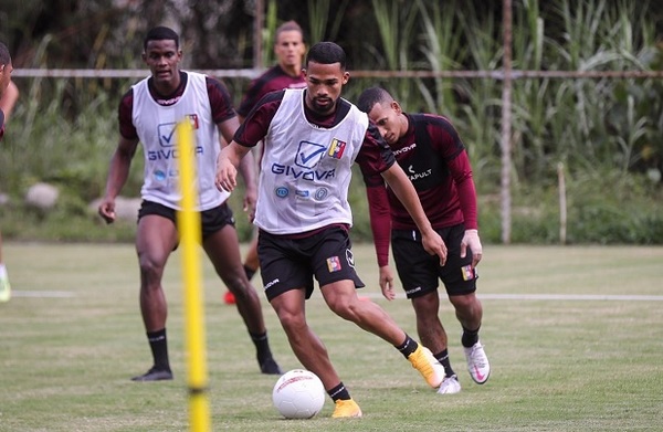 Ni la ANDE se animó a tanto: Dejan sin energía a la Vinotinto