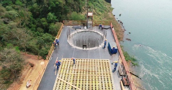 La Nación / Franco celebra mañana 91 años y el avance de obras de su sueño: el puente con Brasil