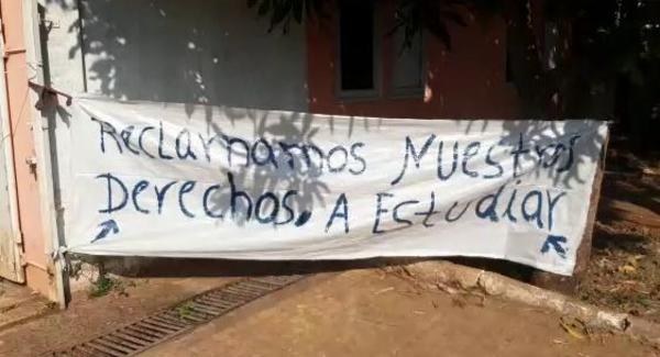 Comunidad indígena Ava Guaraní exige aulas