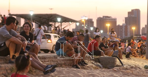 La Nación / Imploran no ensuciar la Costanera de Asunción tras aglomeraciones