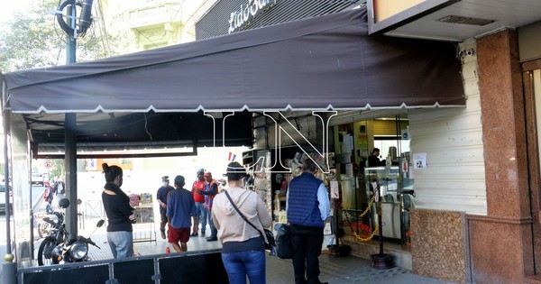 La Nación / Lido Bar podría mudarse de la emblemática esquina sobre Palma