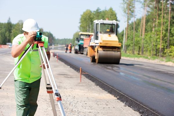 Congreso dilata aprobación de desembolso para MOPC e inversiones caen 24% en setiembre - MarketData