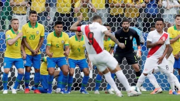 HOY / Hambre de revancha de Perú ante Brasil, su peor rival en eliminatorias