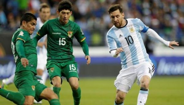 Argentina, con una visita de riesgo a la altura de La Paz