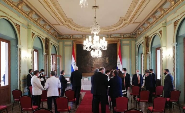HOY / Nuevo canciller intentará que Pedro Juan y Salto del Guairá también abran el jueves
