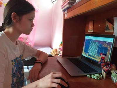FIDE America CCA destaca a talentosa ajedrecista paraguaya Helen Montiel