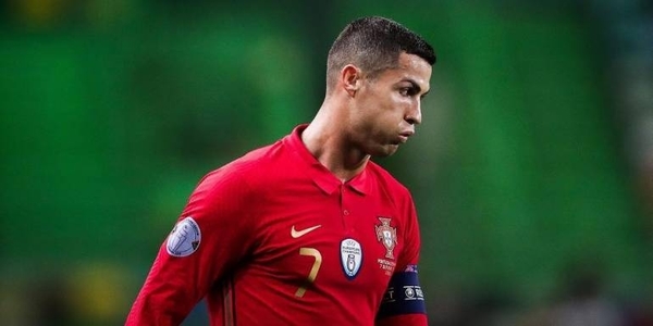 HOY / Cristiano Ronaldo da positivo al test de COVID-19