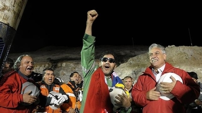 'Le agradecí a Dios por permitirme volver a nacer': El relato de un minero protagonista del rescate más épico de la historia