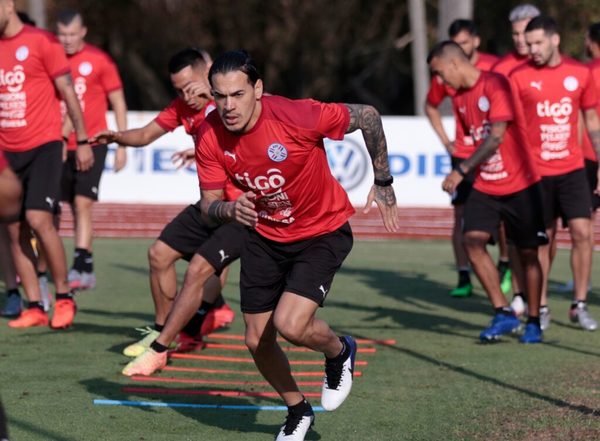 Paraguay prepara dos cambios para enfrentar a Venezuela | OnLivePy