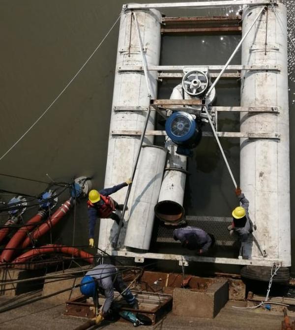 ESSAP prosigue con trabajos de instalación de bomba en Viñas Cué