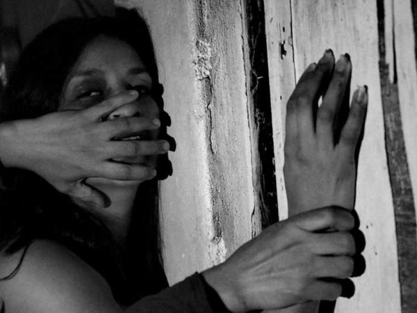 Por encargo abusó de una joven pero se equivocó de víctima