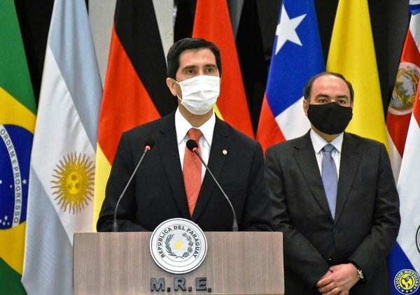 Nuevo canciller destaca trabajo durante pandemia •