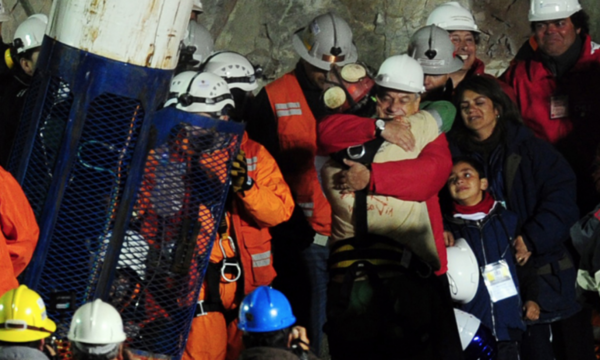 HOY / Se cumplen 10 años del histórico rescate de mineros en Chile