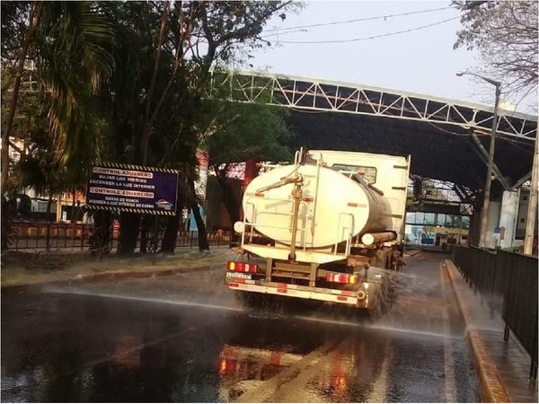 Realizan desinfección en el Puente de la Amistad para su reapertura