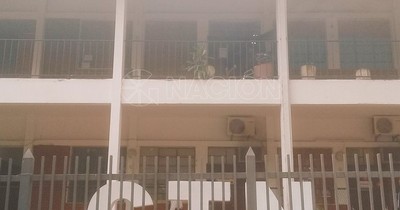 La Nación / Estudiantes del CTN: “El MEC se olvidó de nosotros los técnicos, necesitamos hacer pasantías”
