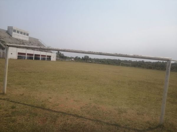 Club Nacional podría perder su cancha de fútbol en un remate - Fútbol - ABC Color