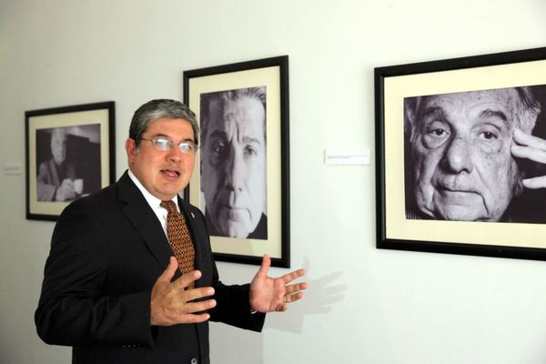 Rechazan propuesta de modificación de la ley del Servicio Diplomático