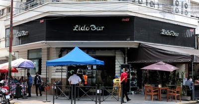 La Nación / Negociando: gerente del Lido Bar espera no abandonar local céntrico