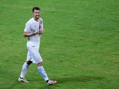 Gastón Giménez valora el triunfo en su estreno goleador